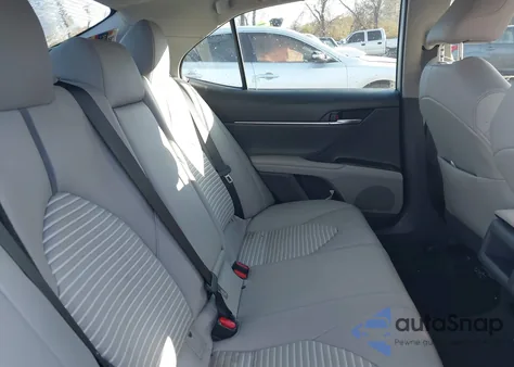 2021 Toyota Camry Se z USA, uszkodzony, nr VIN 4T1G11AK5MU530122